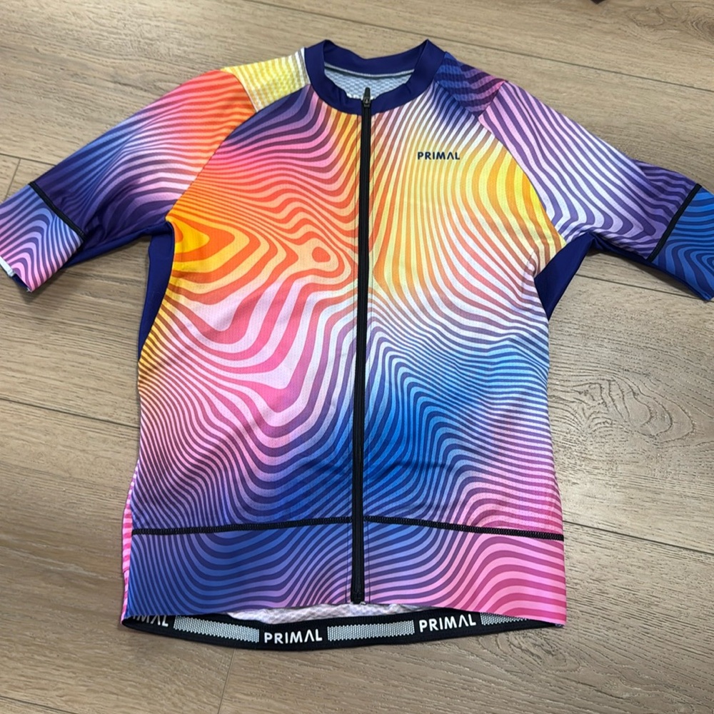 Primal cycling jersey